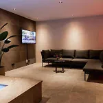 Willa Veluwe Met Prive Binnenzwembad & Sauna | 8 Personen *