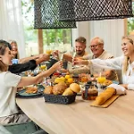Veluwe Met Prive Binnenzwembad & Sauna | 8 Personen