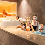 Willa Veluwe Met Prive Binnenzwembad & Sauna | 8 Personen Wekerom