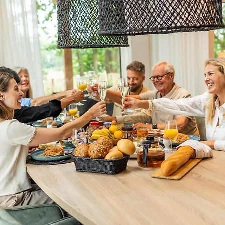 Veluwe Met Prive Binnenzwembad & Sauna | 8 Personen