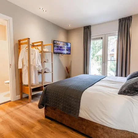 Villa Veluwe Met Prive Binnenzwembad & Sauna | 8 Personen *