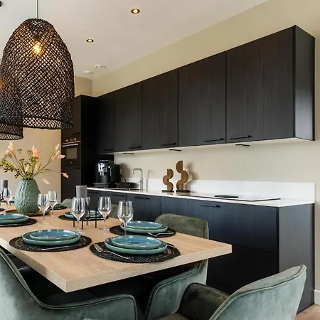 Veluwe Met Prive Binnenzwembad & Sauna | 8 Personen Villa Wekerom