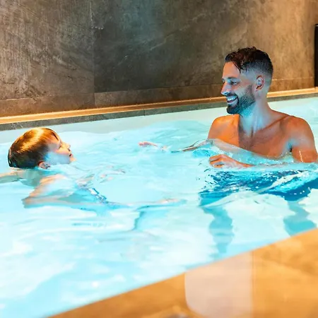 Veluwe Met Prive Binnenzwembad & Sauna | 8 Personen *