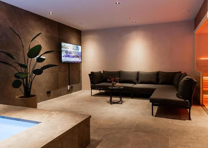 Villa Veluwe Met Privé Binnenzwembad&sauna | 8 Personen *