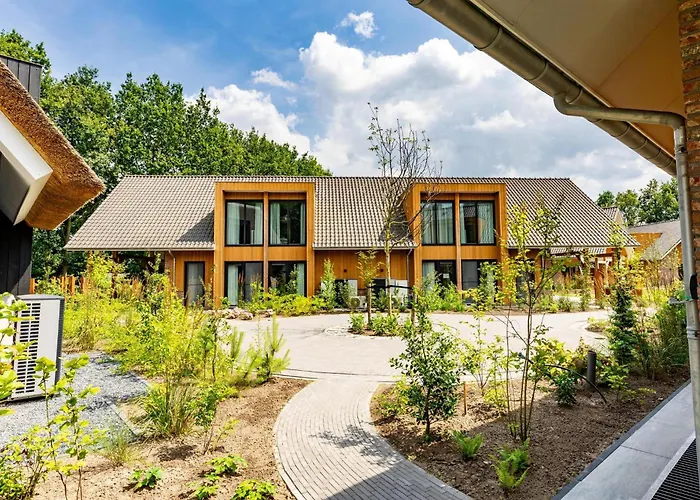 Veluwe Met Privé Binnenzwembad&sauna | 8 Personen *