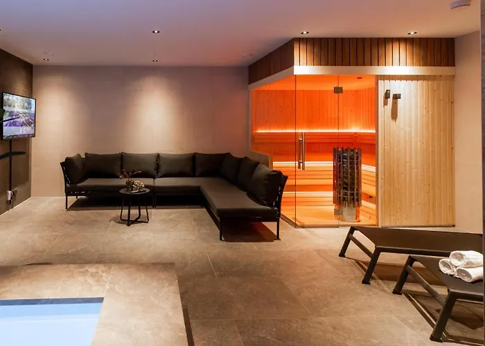 Veluwe Met Privé Binnenzwembad&sauna | 8 Personen * Wekerom