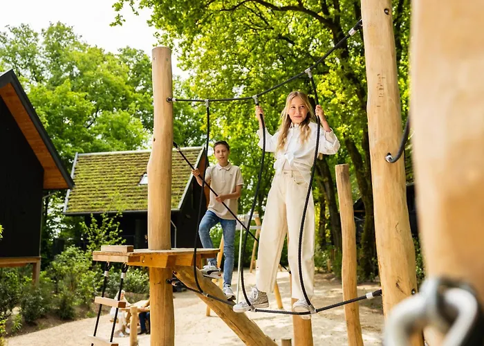 Veluwe Met Privé Binnenzwembad&sauna | 8 Personen Villa Wekerom