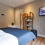 Veluwe Met Prive Binnenzwembad & Sauna | 8 Personen Вилла Wekerom