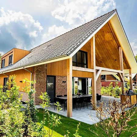 Вилла Veluwe Met Prive Binnenzwembad & Sauna | 8 Personen Wekerom